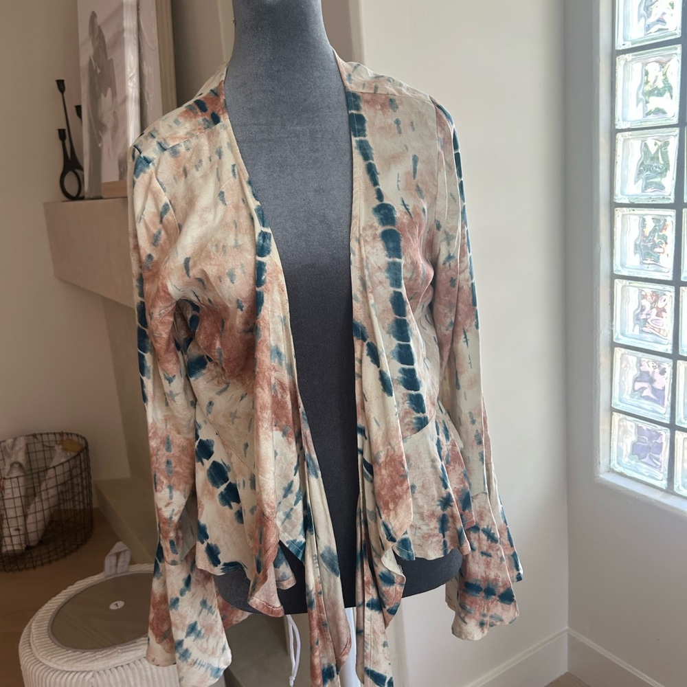 VENUS Tie-Dye Open Front Jacket in Cream, Blue, Brown